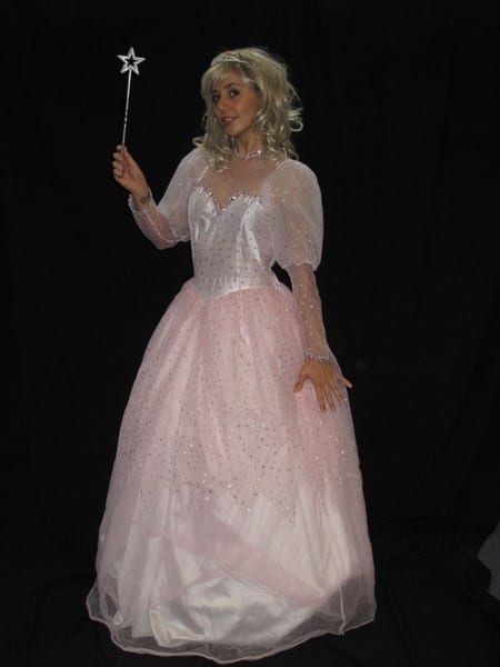 Featured image for “Glinda (Wizard of OZ)”