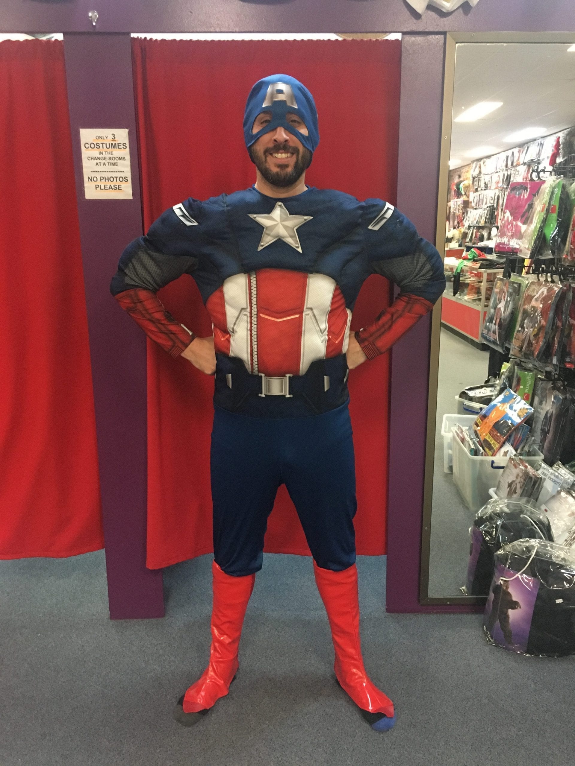 CAPTAIN AMERICA (AVENGERS)