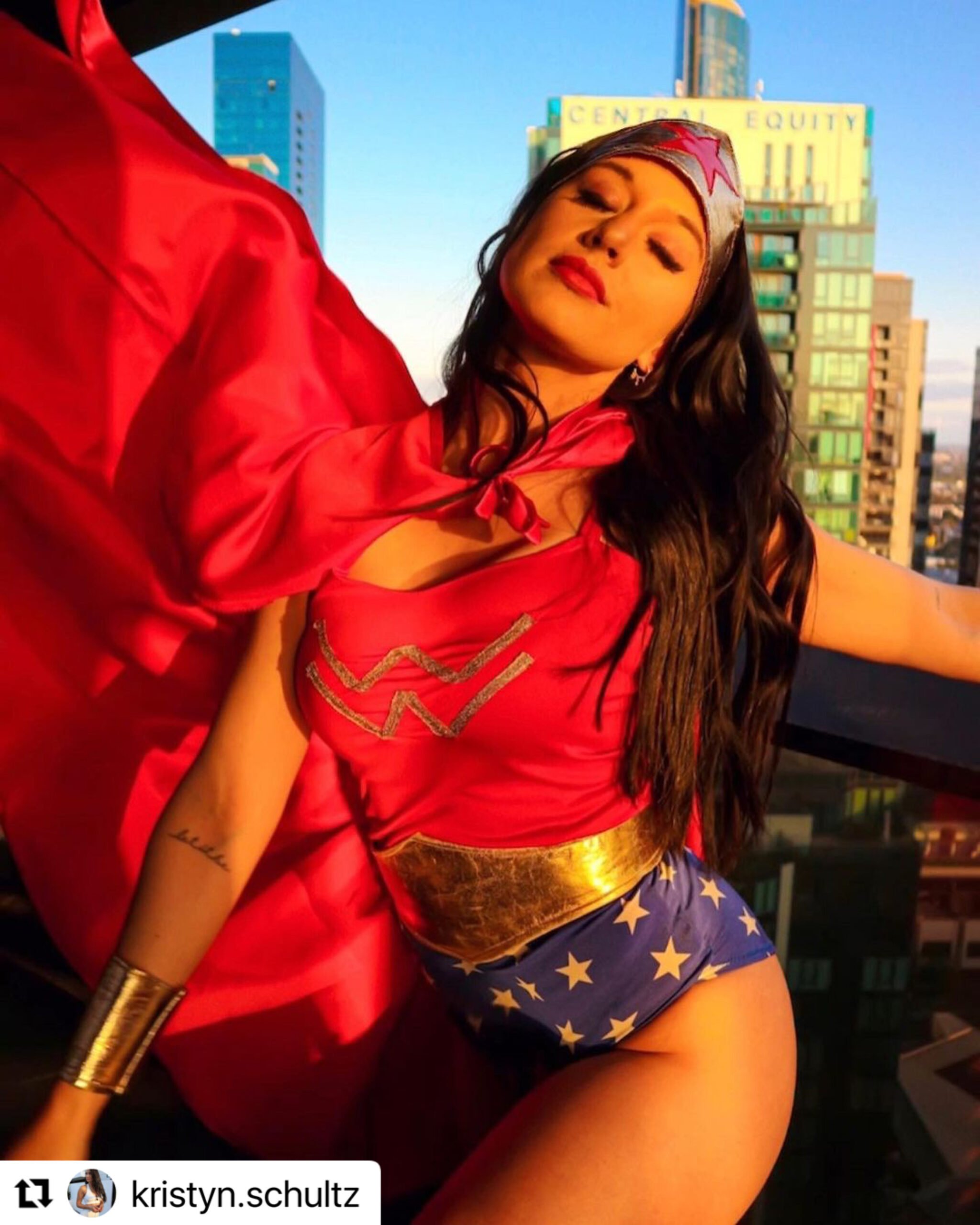 Featured image for “Sexy Wonder Woman”